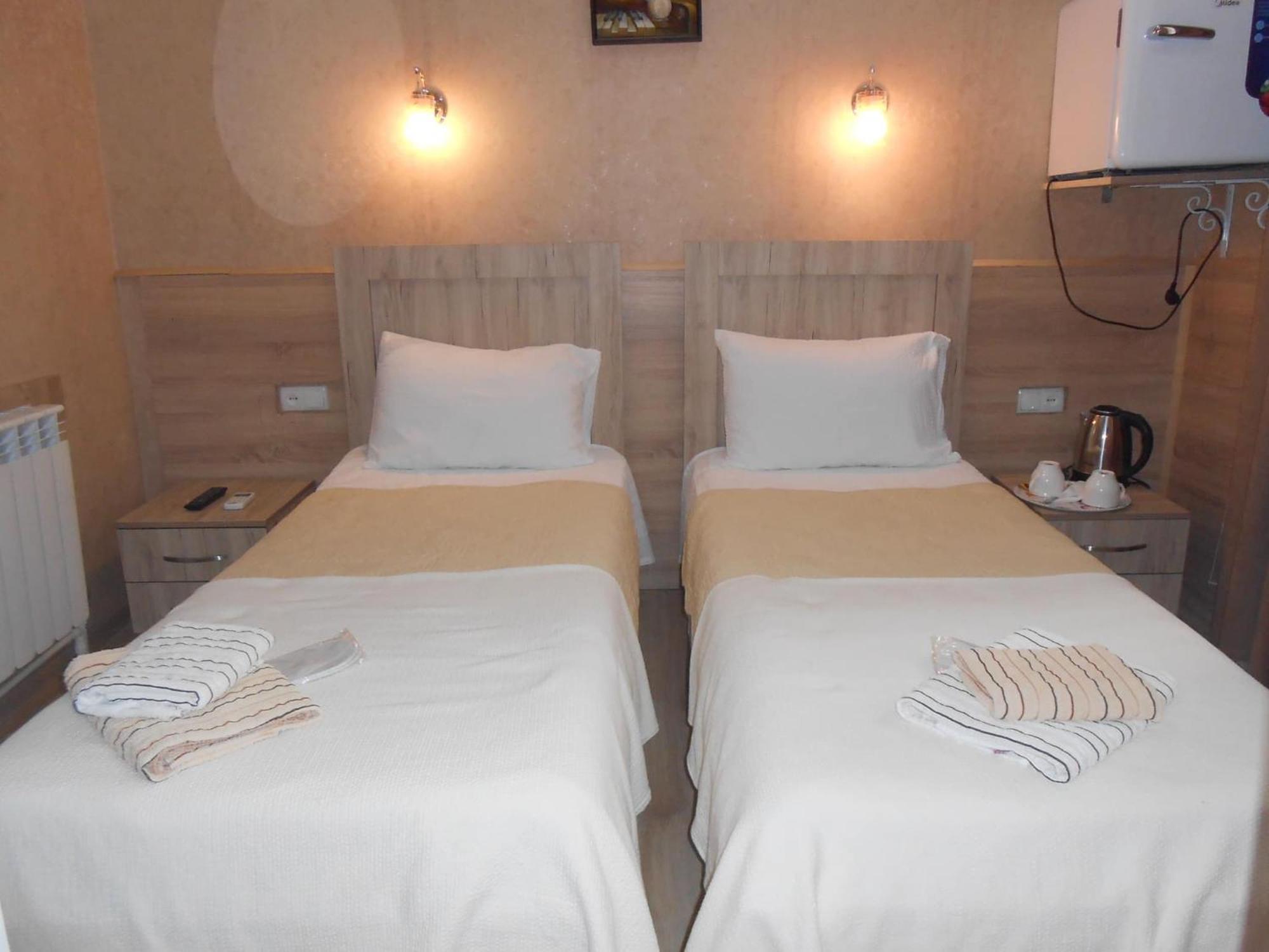 Hotel Anseza Kutaisi Habitación foto